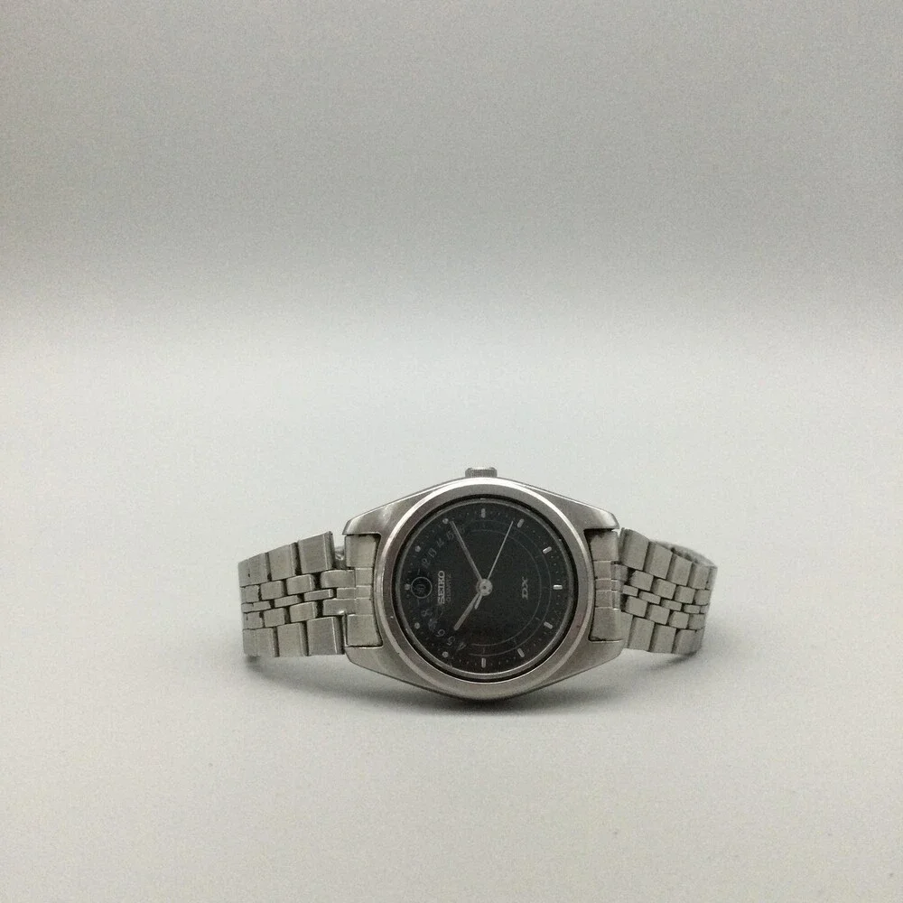 Vintage Seiko Womens Watch 24mm Black Dial 7N82-0191 Stainless New Battery 6